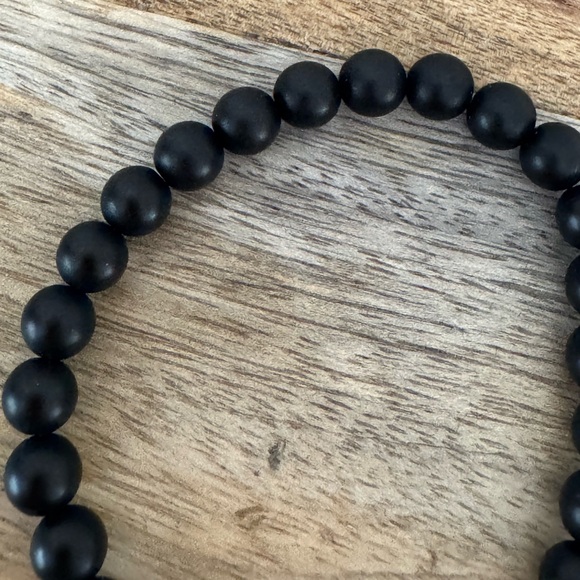 Aura Black Matte Stone Beaded Bracelet NWOT - Picture 2 of 3